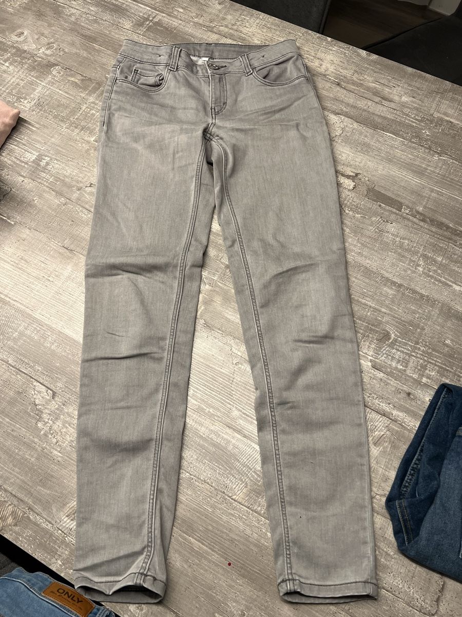 C&A Pantaloni: Jeans Gr. 170 – Usato da Niederhelfenschwil venduto da tab_xlc7