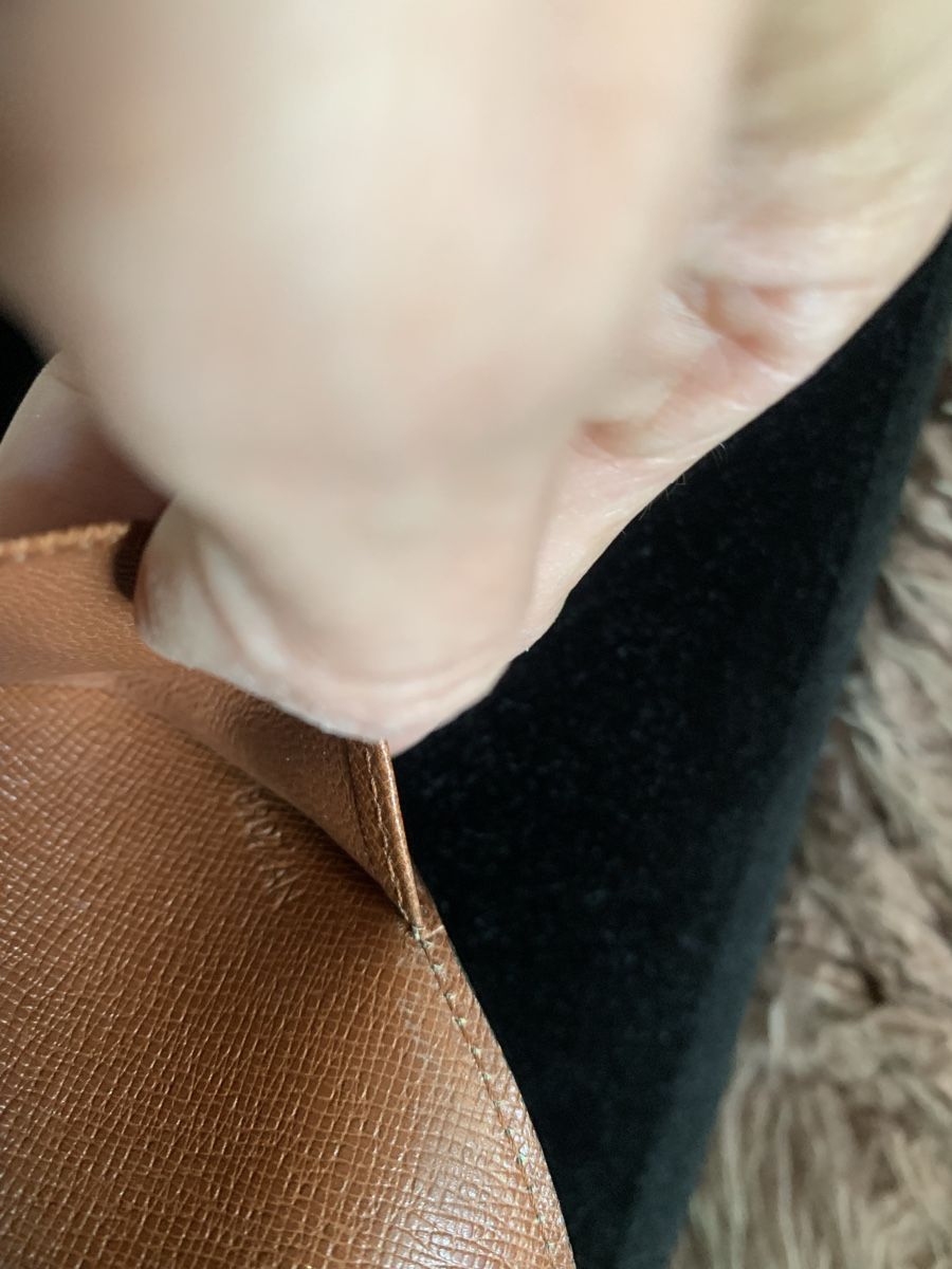 Louis Vuitton Altro in  Abbigliamento & Accessori: Louis vuitton cover – Usato da Zürich venduto da Nikuska32 4