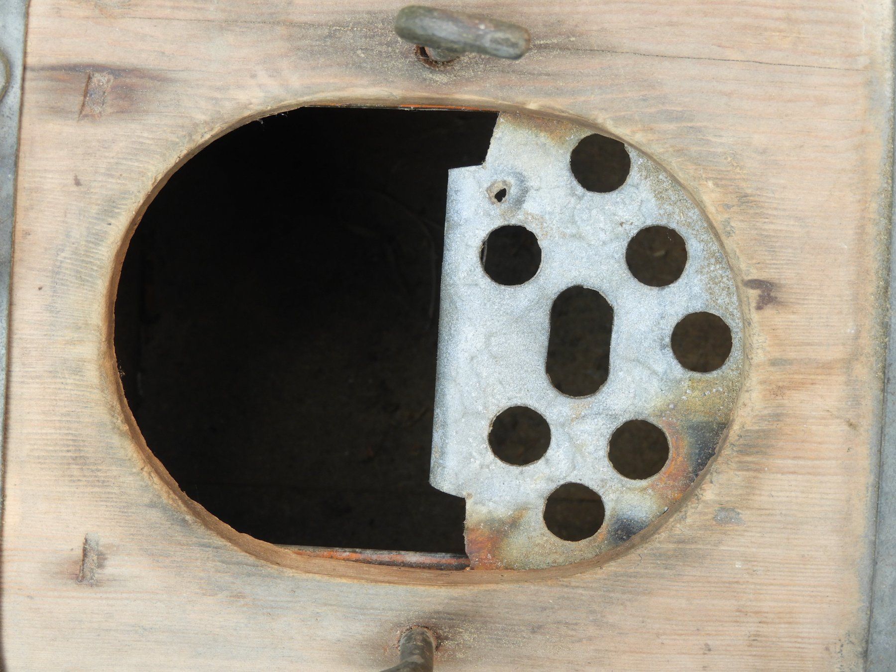 Tutte le decorazioni: Fischtrinkette – Usato da Pitasch venduto da Haui0 2