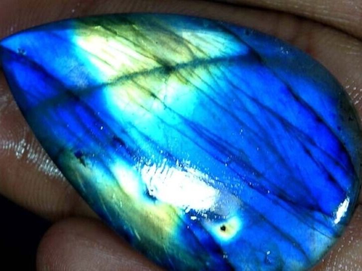 Pietre preziose: Flashy 86 kts Blau Labradorit Cabochon Edelstein Labradorite – Nuovo (secondo la descrizione) da Prilly venduto da ilyria73 1