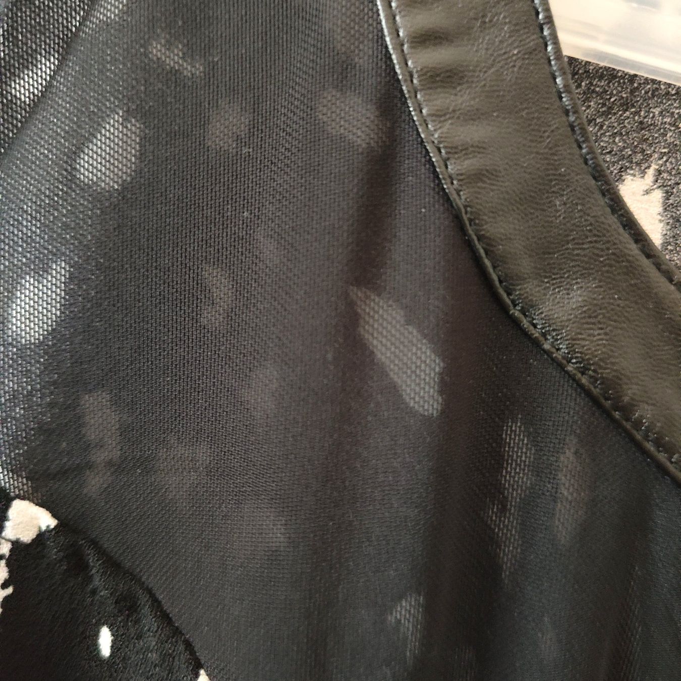 Guess Vestiti: Petite robe Guess / taille M – Usato da Biel/Bienne venduto da notfun 1