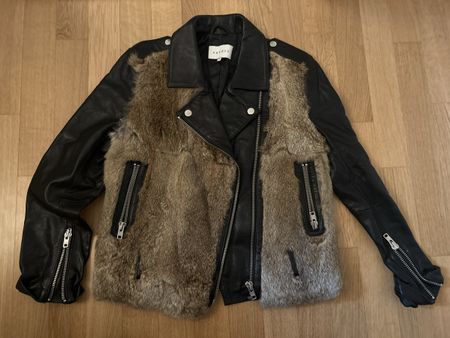 Sandro Lederjacke mit Fell