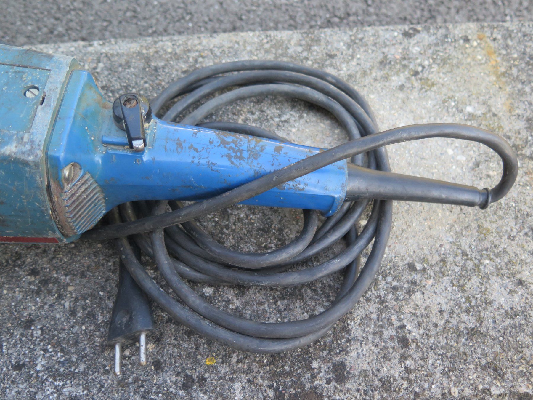 Bosch Tous les outils: Grosser Bosch Winkelschleifer Flex,  Noch Qualität   220Volt – D'occasion à Rümligen par StefanDerendinger 3