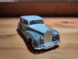 Modellauto Dinky Toys Rolls Royce Silver Wraith