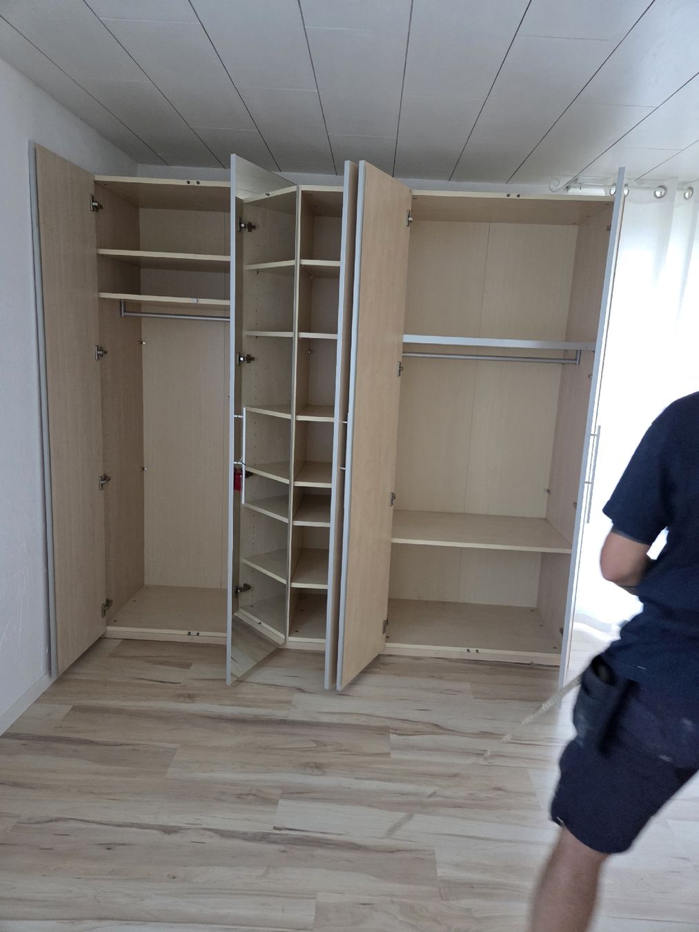 Armoires: Kleiderrschrank 5türig – D'occasion à Dietwil par mb54 1