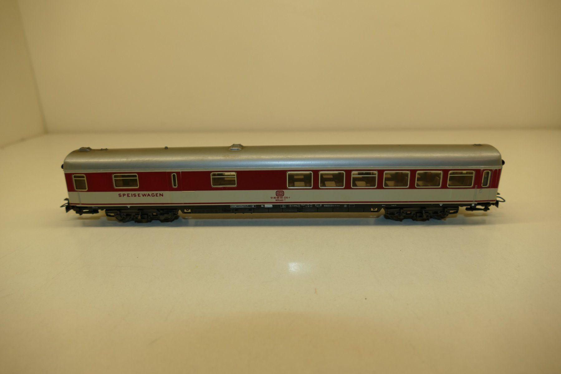 Märklin Modelleisenbahnen: Märklin H0: DB Speisewagen – Gebraucht aus Niederhasli von rail-duerst 1
