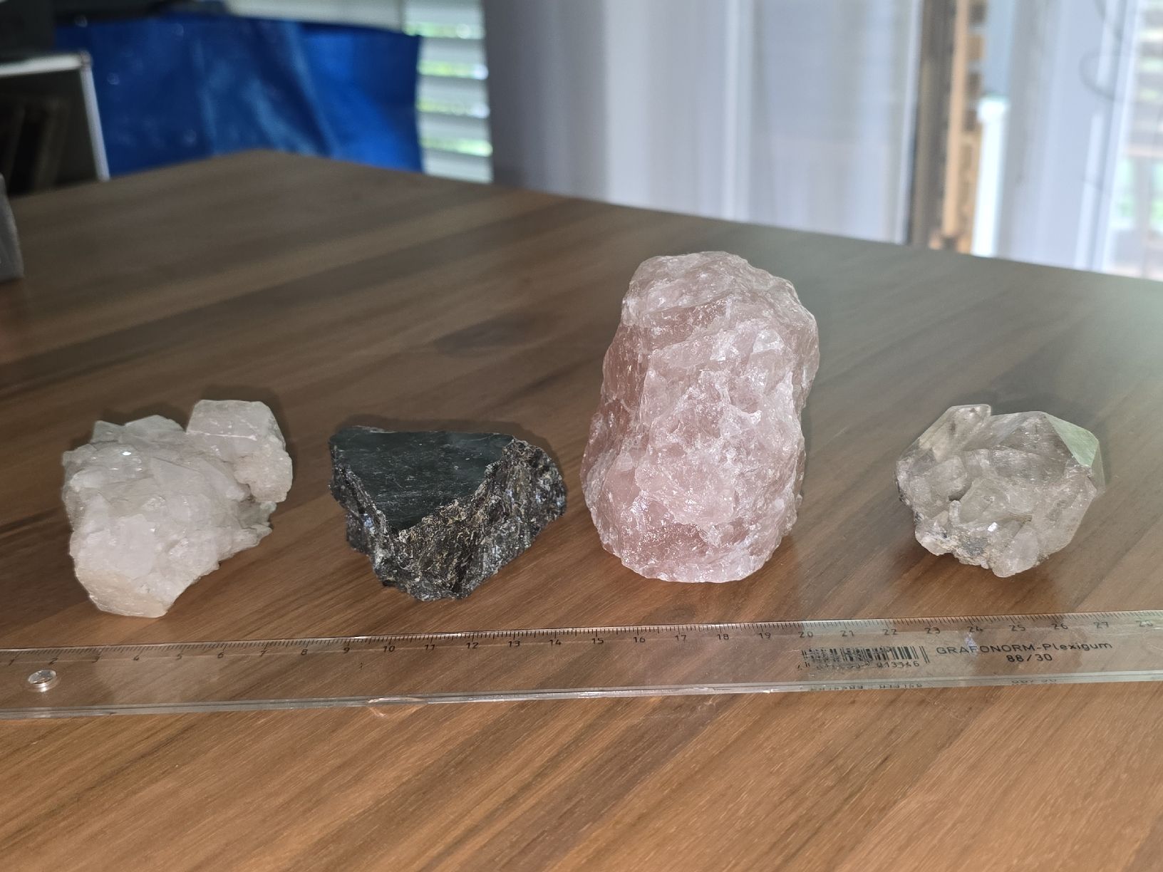 Mineralien & Heilsteine: Schöne Mineralien-Sammlung / Deko-Steine – Gebraucht aus Bern von Aemtseege 2