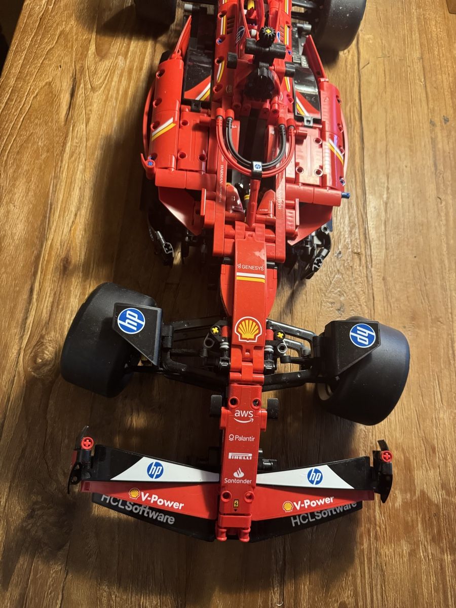 Lego Kit di costruzioni: LEGO Ferrari 42207 – Usato da Uttwil venduto da Jan__94 1