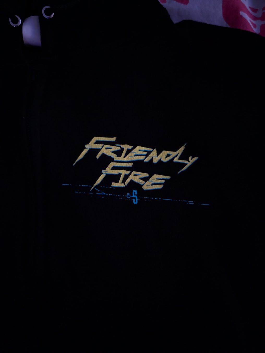 Maglioni & Felpe: Kapuzenjacke von FriendlyFire 5 – Usato da Urtenen-Schönbühl venduto da Jens.Morgenegg 2