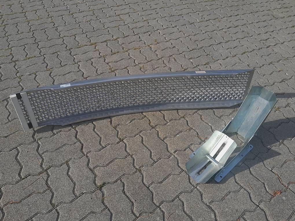 Rampe di accesso: Motorradwippe und Auffahrtrampe – Nuovo e nell'imballaggio originale da Unterägeri venduto da brj04