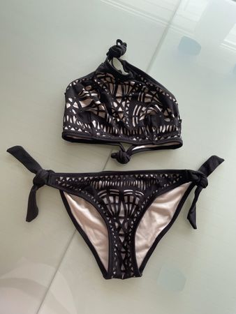 Avant Premiere Bikini noir, taille 38, neuf !