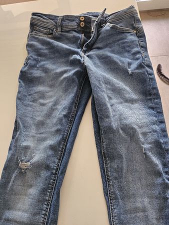 jeans