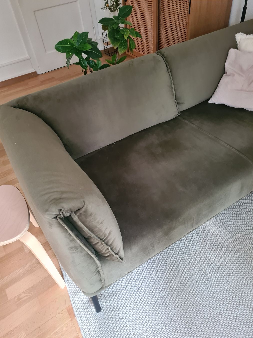 Johann Jakob Divani: Johann Jakob Grace 2.5 Sofa – Usato da Zürich venduto da MaLa8057 1