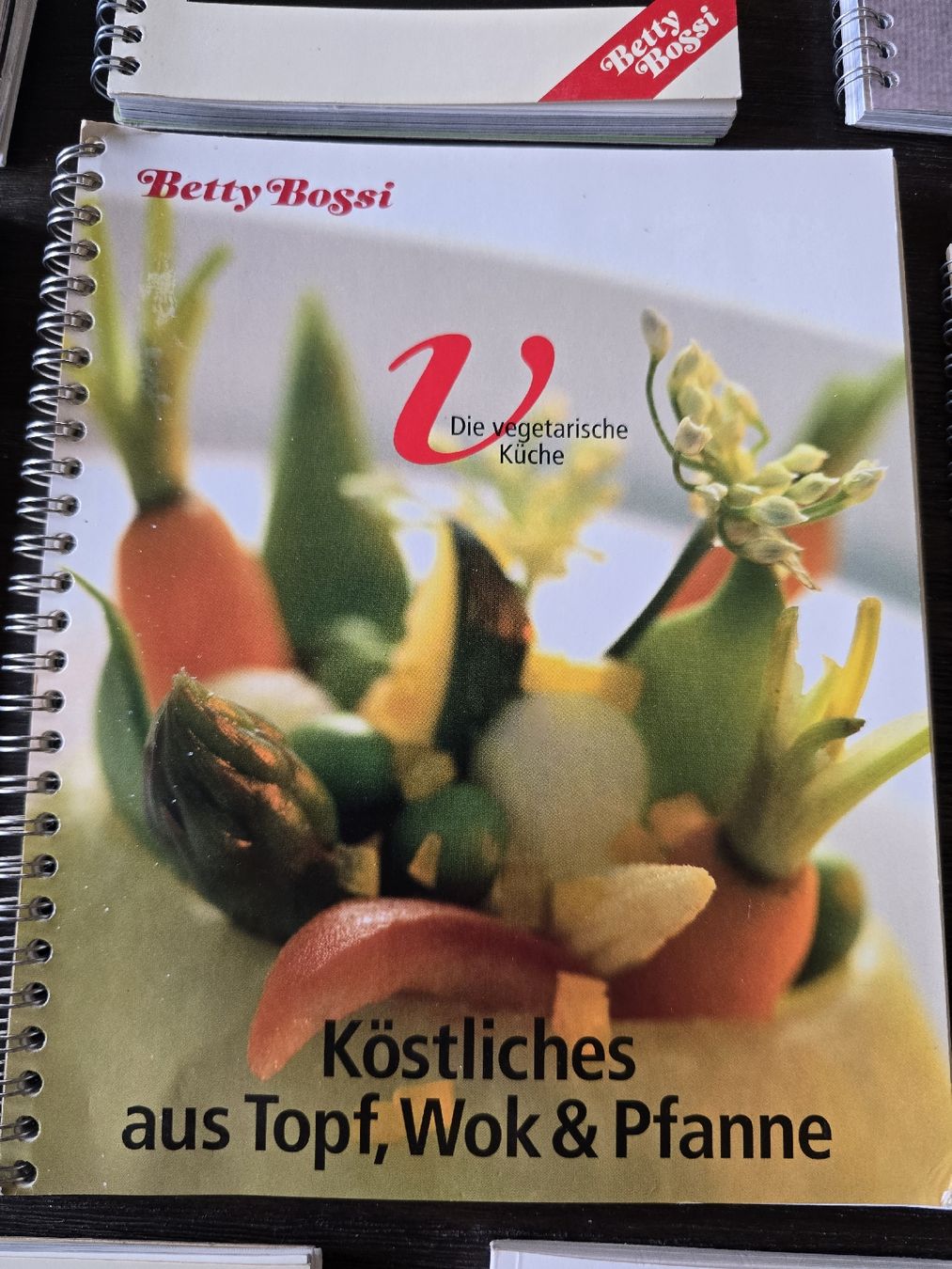 Libri: Kochbuecher Set 8 Stueck gebraucht – Usato da Kestenholz venduto da _Nostalgia_ 6