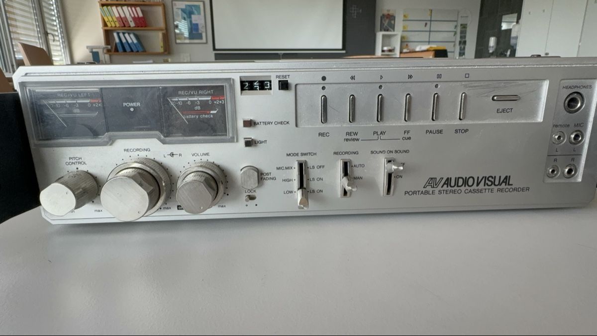 Philips Registratori: Kassettengerät Philips stereo D6920 AV AUDIO VISUAL gebrauch – Usato da Gunzwil venduto da mar_fl8v