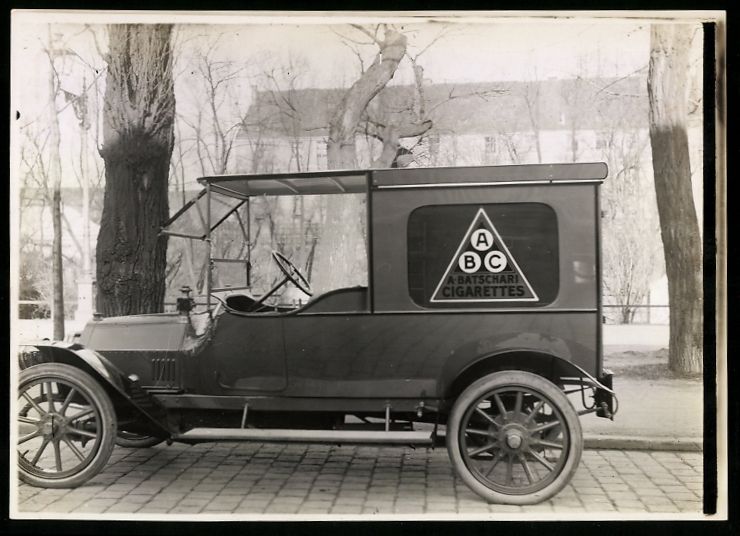 Fotografie &  Plakate: Fotografie Lieferwagen, Auto Kastenwagen – Gebraucht aus Berlin von bartko-reher