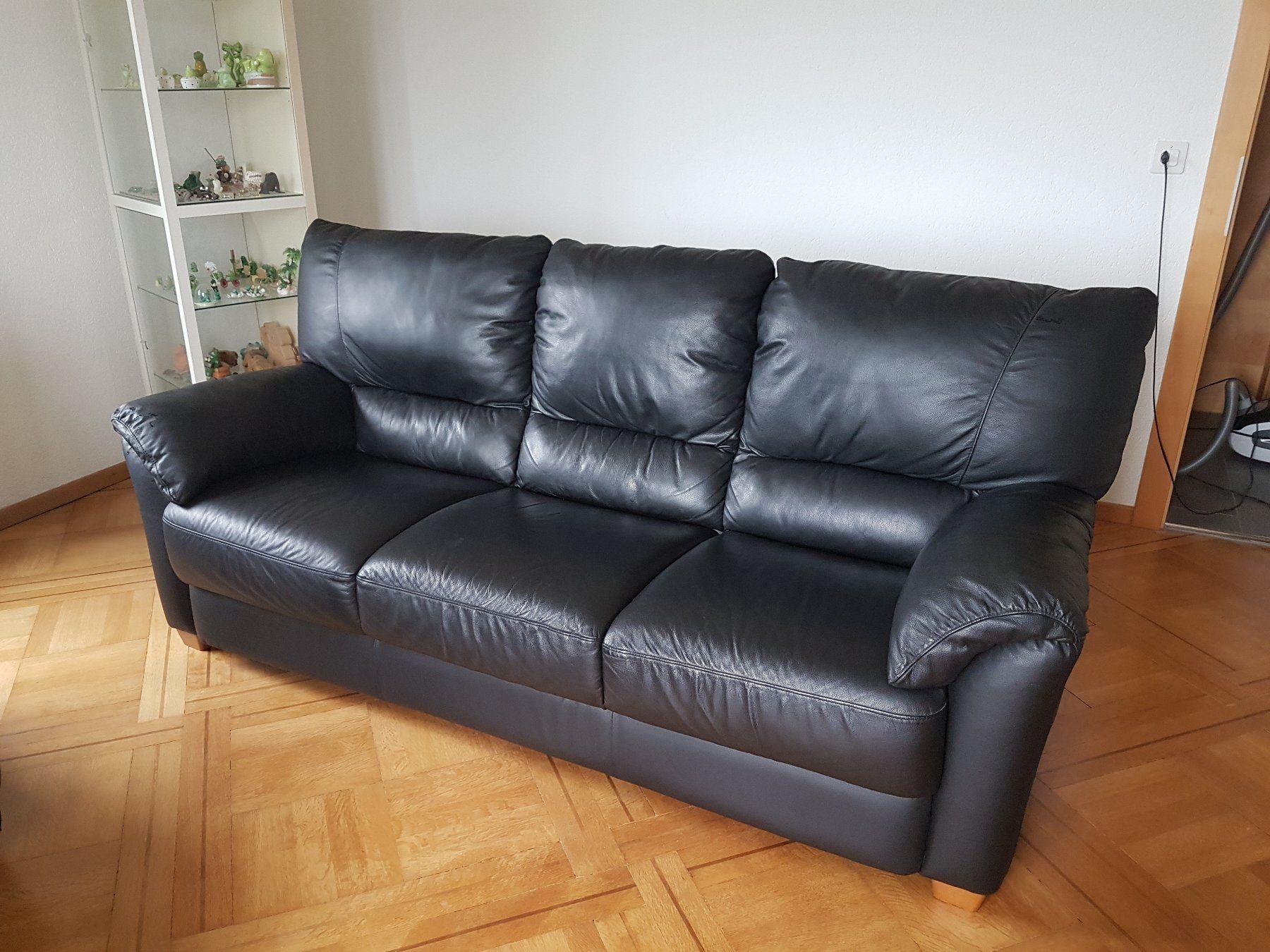 Divani: 3-er Ledersofa / Sofa schwarz – Usato da Villnachern venduto da OnkelTom007