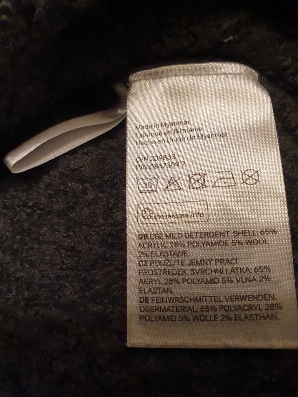 H&M Maglioni & Felpe: Pullover für Mädchen H&M Gr. 158/164 – Usato da Kloten venduto da Hektor44 2