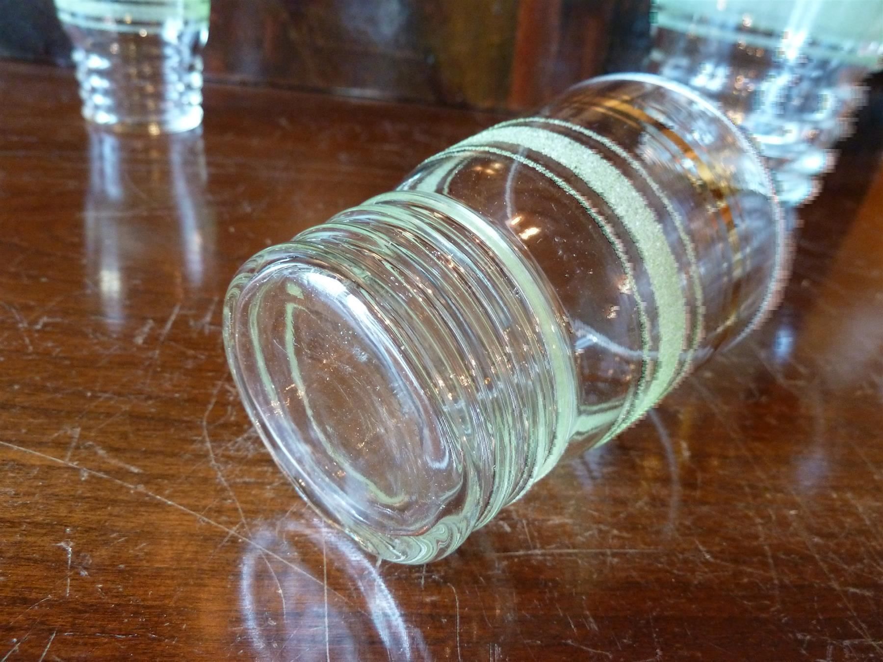Verres: Glas Kanne mit 6 Becher – D'occasion à Bure par 1319 2