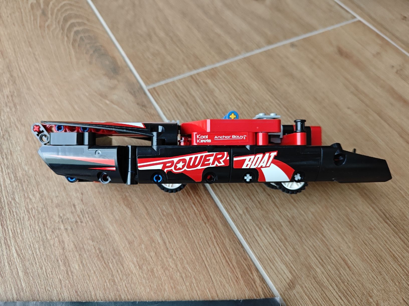 Lego Spielzeuge: LEGO Technik Speedboot – Gebraucht aus Gibswil von jibbi01 1