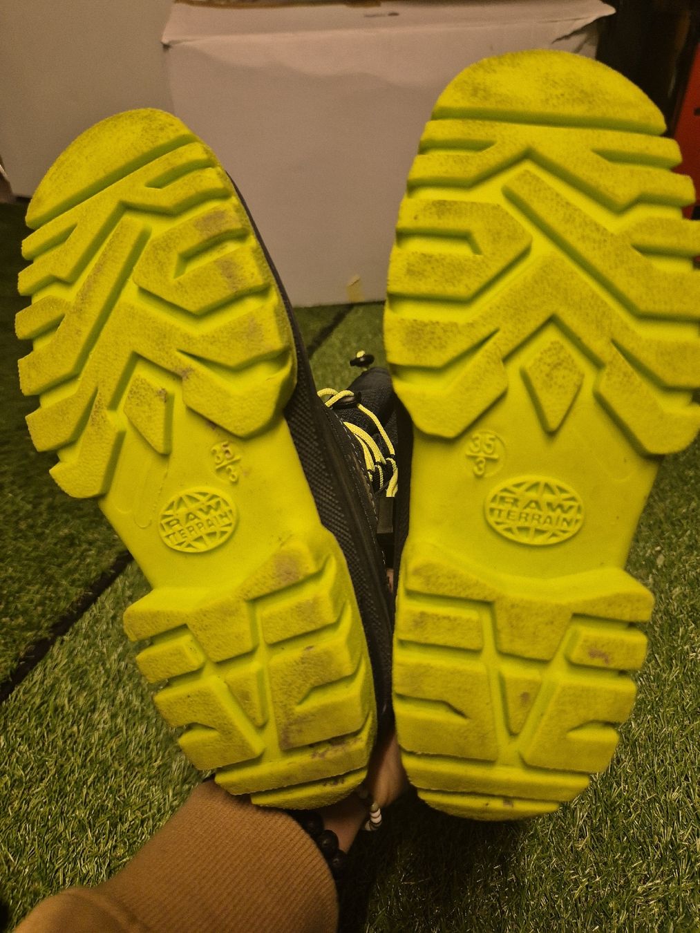 CMP Scarpe per ragazzi: CMP Winterstiefel blau gelb Grösse 35  – Usato da Zürich venduto da RaffaelaT 2
