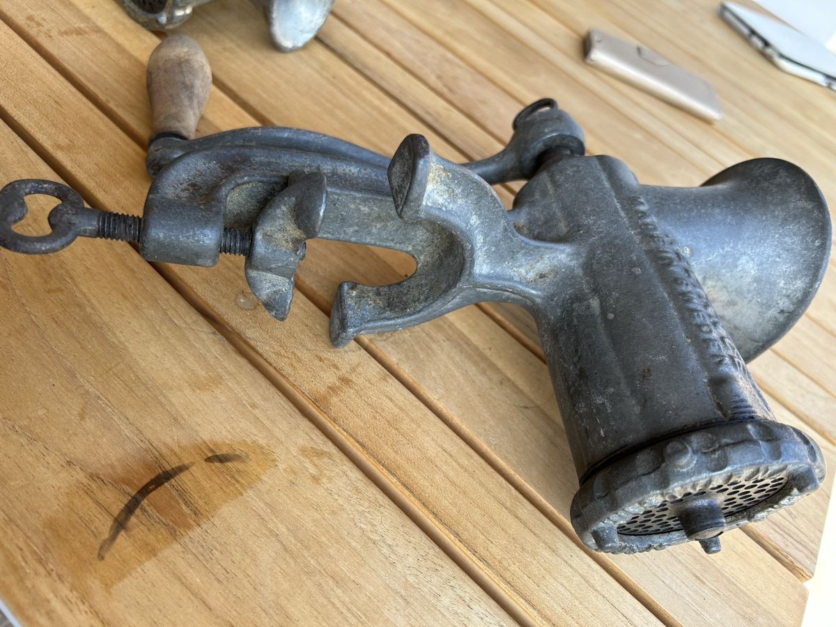 Elettrodomestici da cucina: Fleischwolf Husqvarna 10 – Usato da Gwatt (Thun) venduto da ate_6ng8 4