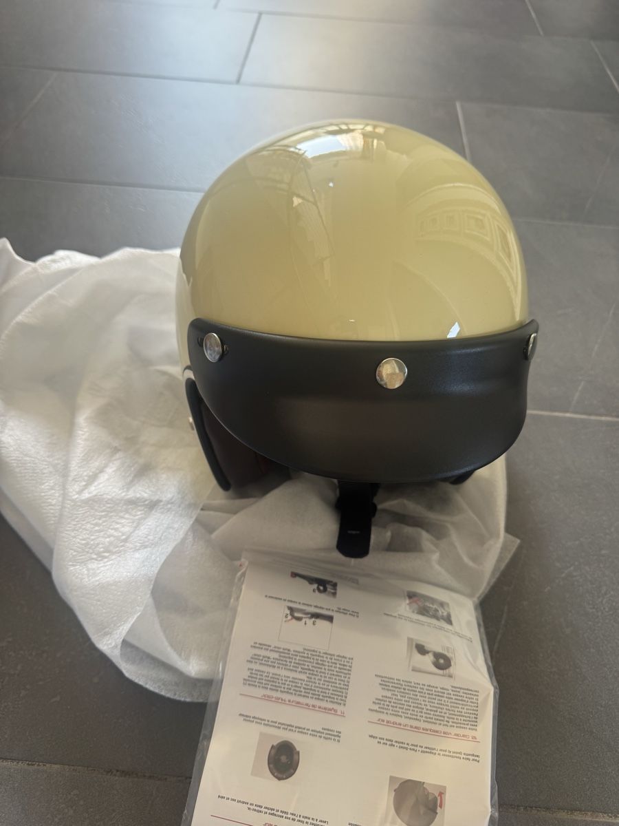 Caschi & visiere: Motorradhelm Cream, grösse S – Nuovo e nell'imballaggio originale da Abtwil SG venduto da cagostini 1
