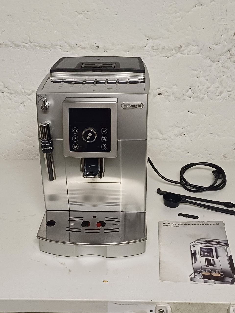 De'Longhi Macchine per caffè & Macchine per espresso: DeLonghi ECAM 23.420 Kaffeevollautomat – Usato da Bern venduto da Yunkom 5