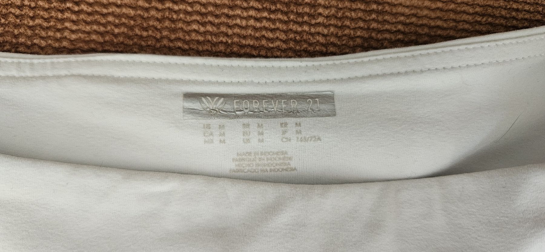 Pantaloni: Running Shorts Forever21 Gr. M – Usato da Rombach venduto da ThriftBetter 1