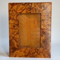 Superbe cadre photo en loupe de bois