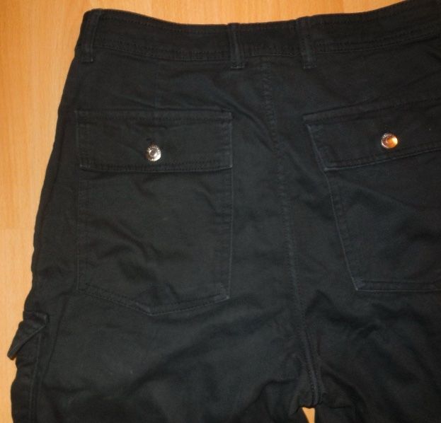 Hosen: Hose schwarz – Gebraucht aus Mollis von fauno197 4