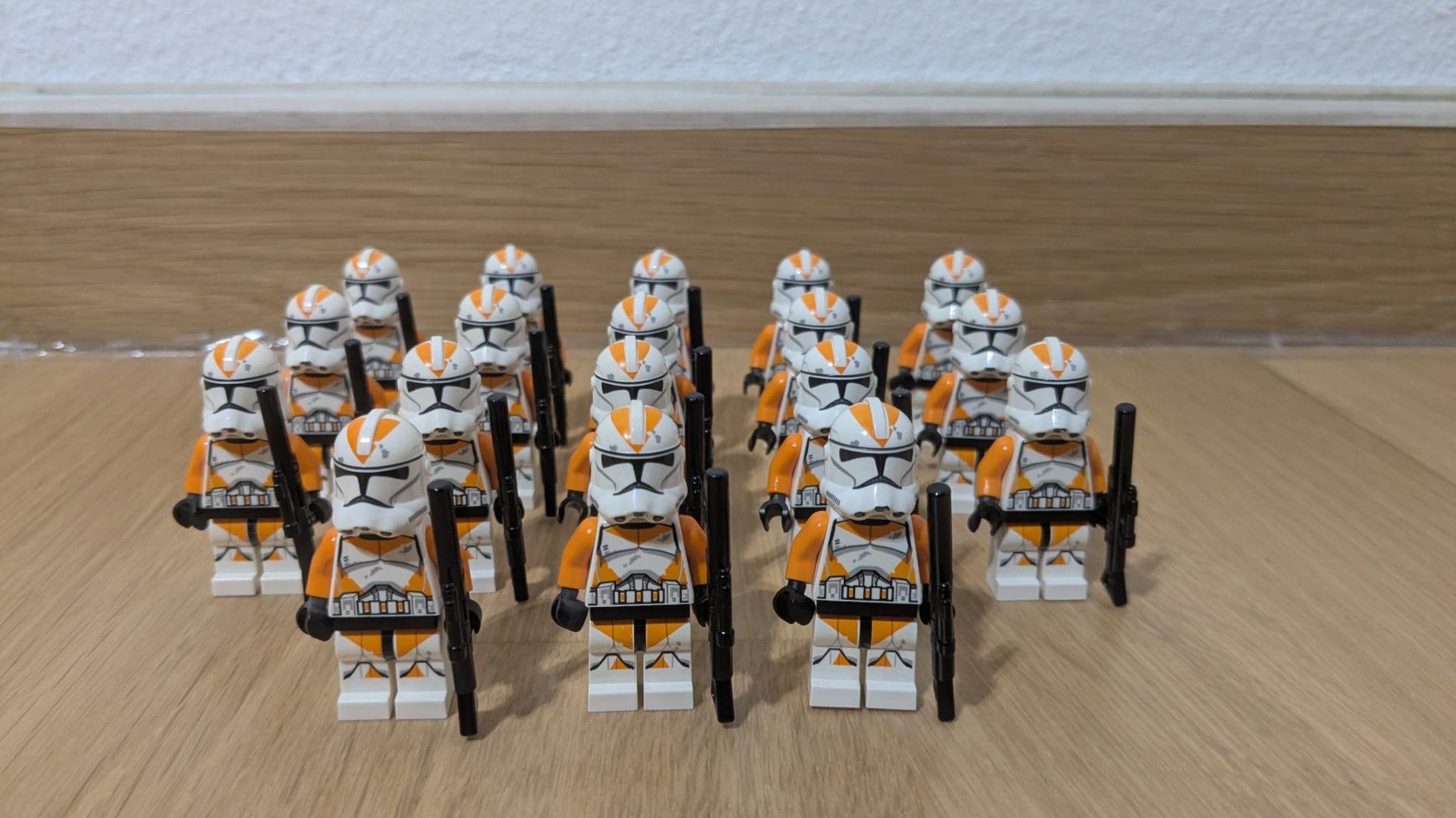 Lego Giocattoli: Lego Star Wars 18x Clone Trooper, 212th Attack Battalion – Usato da Hergiswil NW venduto da ToysandMore