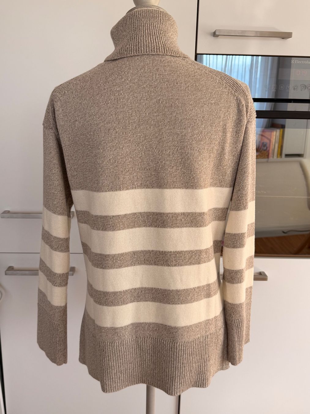 Cos Maglioni & Felpe: Rollkragenpullover COS , beige/weiss gestreift, Grösse XS – Nuovo (secondo la descrizione) da Zumikon venduto da ABrus01 2
