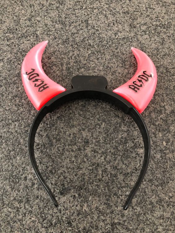 Teufelshörner – AC/DC (Gebraucht) in Nottwil für CHF 5 – mit Lieferung ...