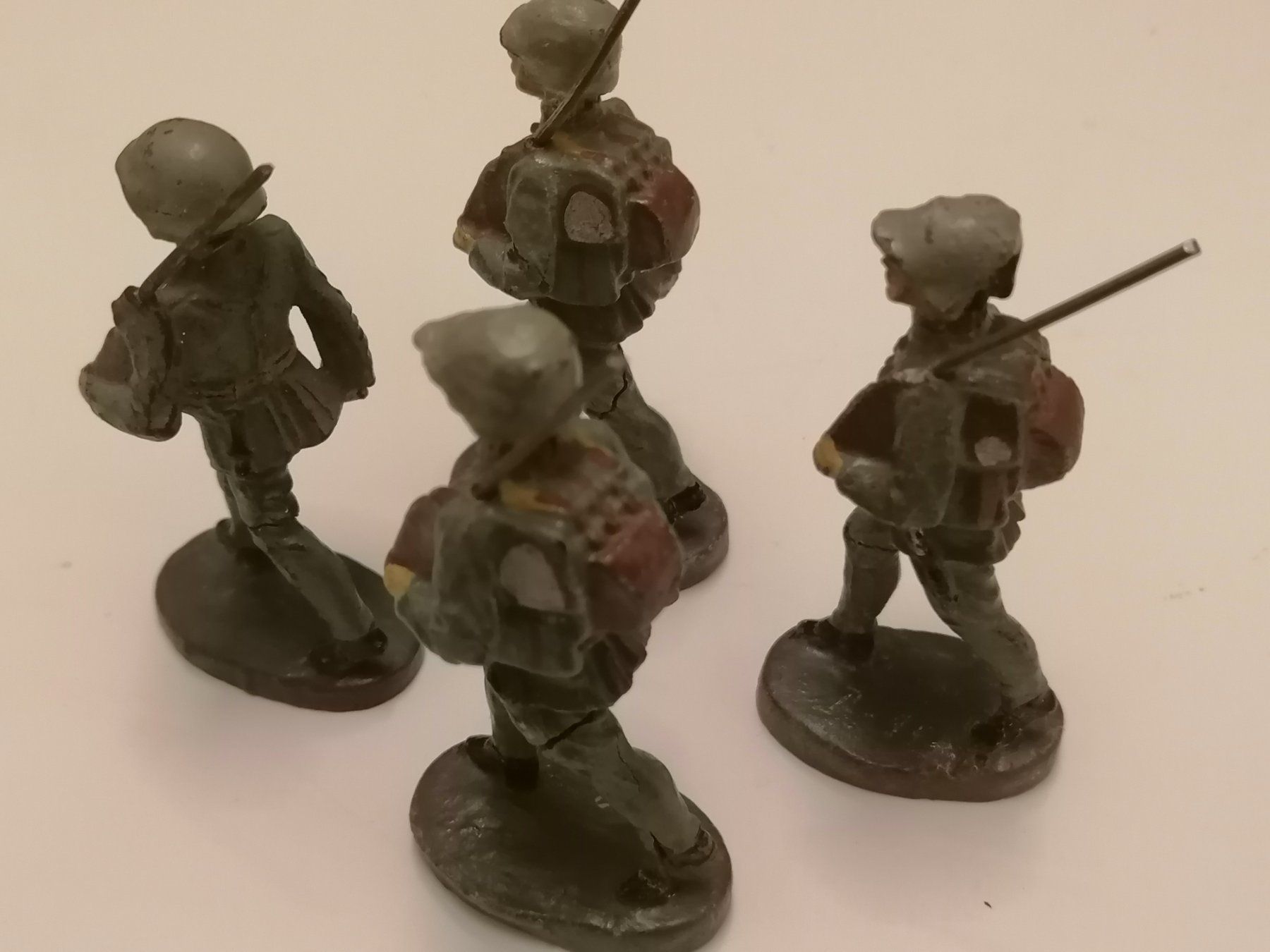 Elastolin Spielzeuge: Elastolin Soldaten 4Stk. – Gebraucht aus Basel von vintagecollector 2