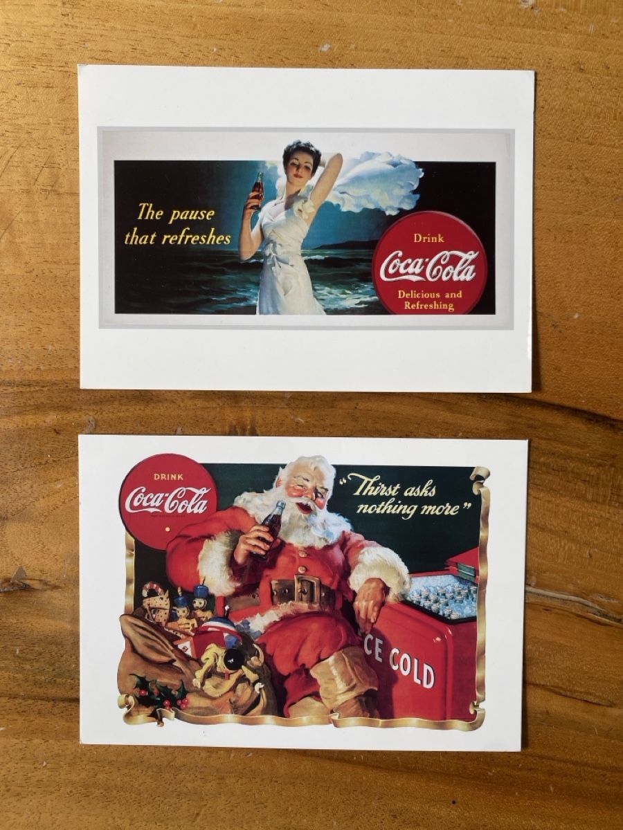 Cartes postales: 2 Coca-Cola Postkarten - NEU – Neuf avec emballage d'origine à Dübendorf par Montclair