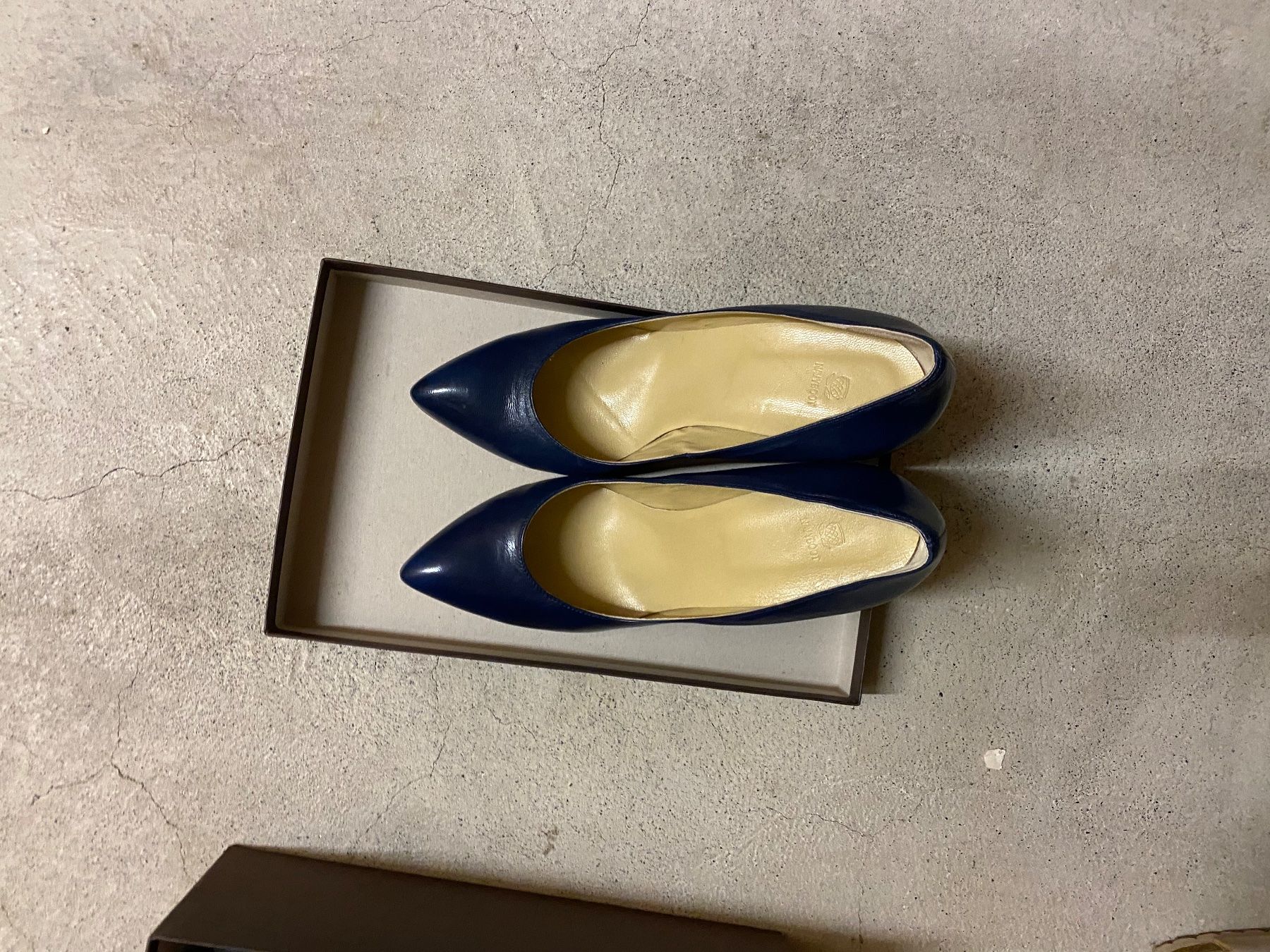Navyboot Scarpe da donna: Neu - Pumps Navyboot, blau, 299 CHF – Nuovo e nell'imballaggio originale da Zürich venduto da ZuriShrek 2