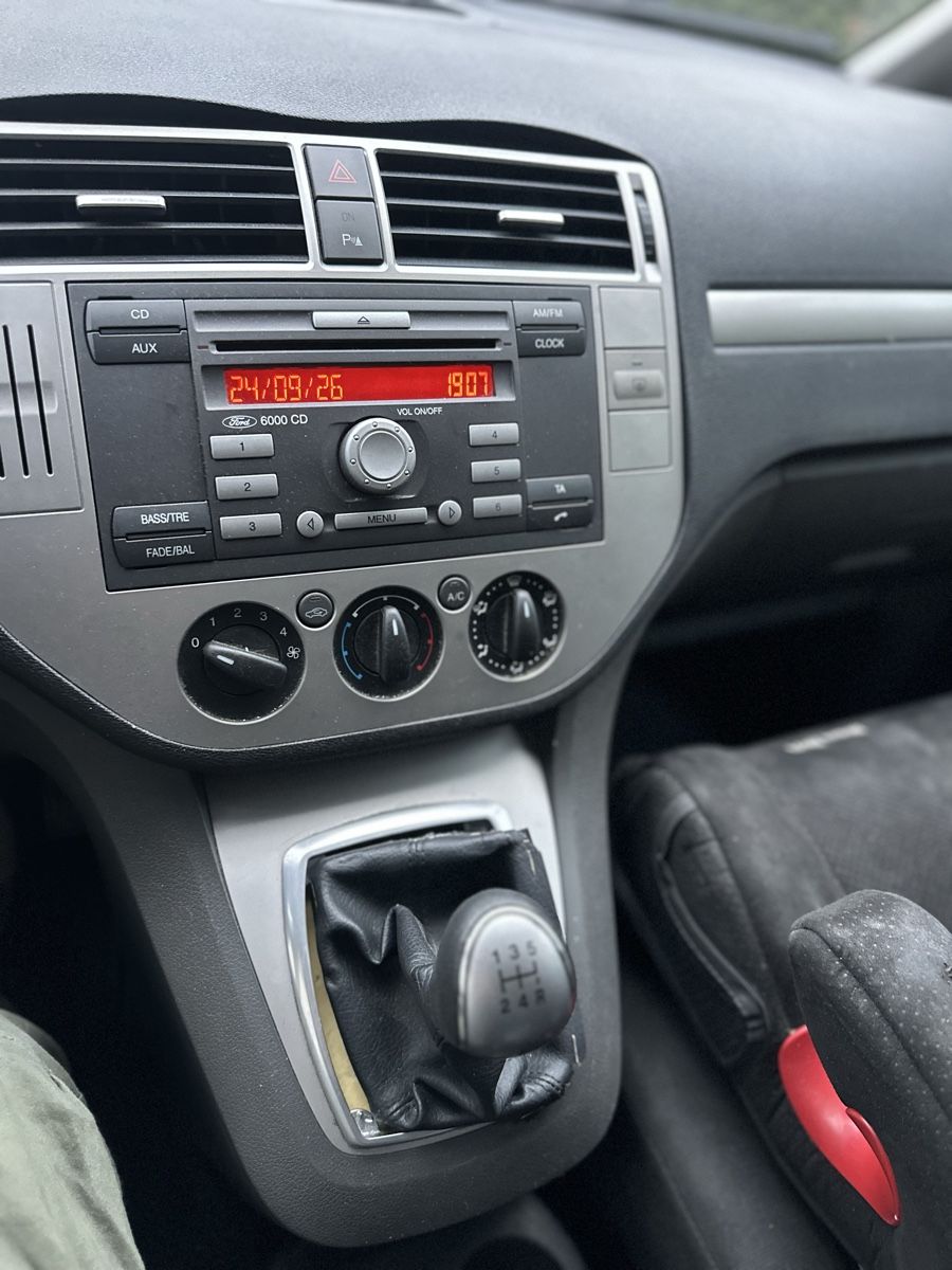 Ford Autos: Ford C Max 1.8i – D'occasion à Bulle par val_lg9t 8