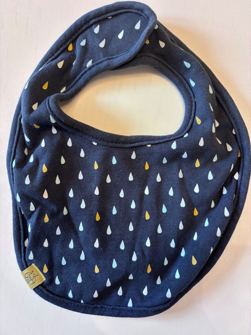 Baby-Mahlzeiten: Set de 5 bavoirs semi-imperméables – Gebraucht aus Chapelle (Glâne) von cle_pjg7 4