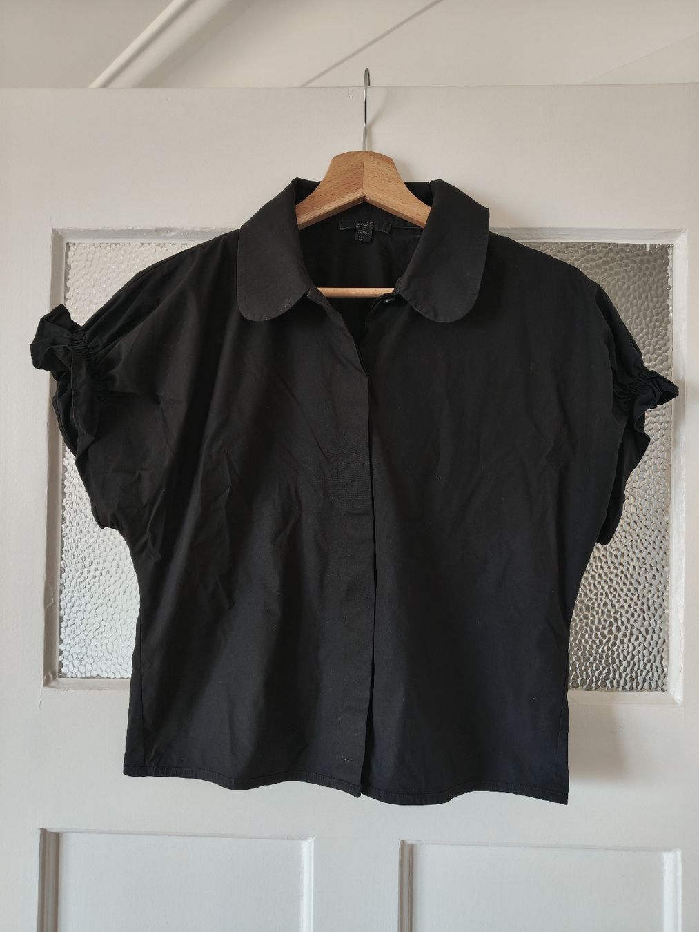 Cos Chemisiers: Cos blouse 36 – D'occasion à Neuchâtel par plazzzzma