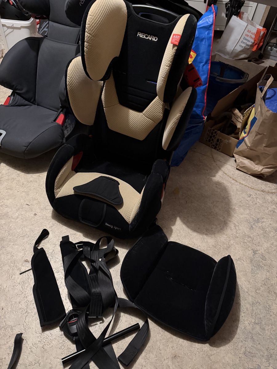 Recaro Auto-Kindersitze: Autokindersitz Recaro – Gebraucht aus Rothenfluh von sunneschyn88 1