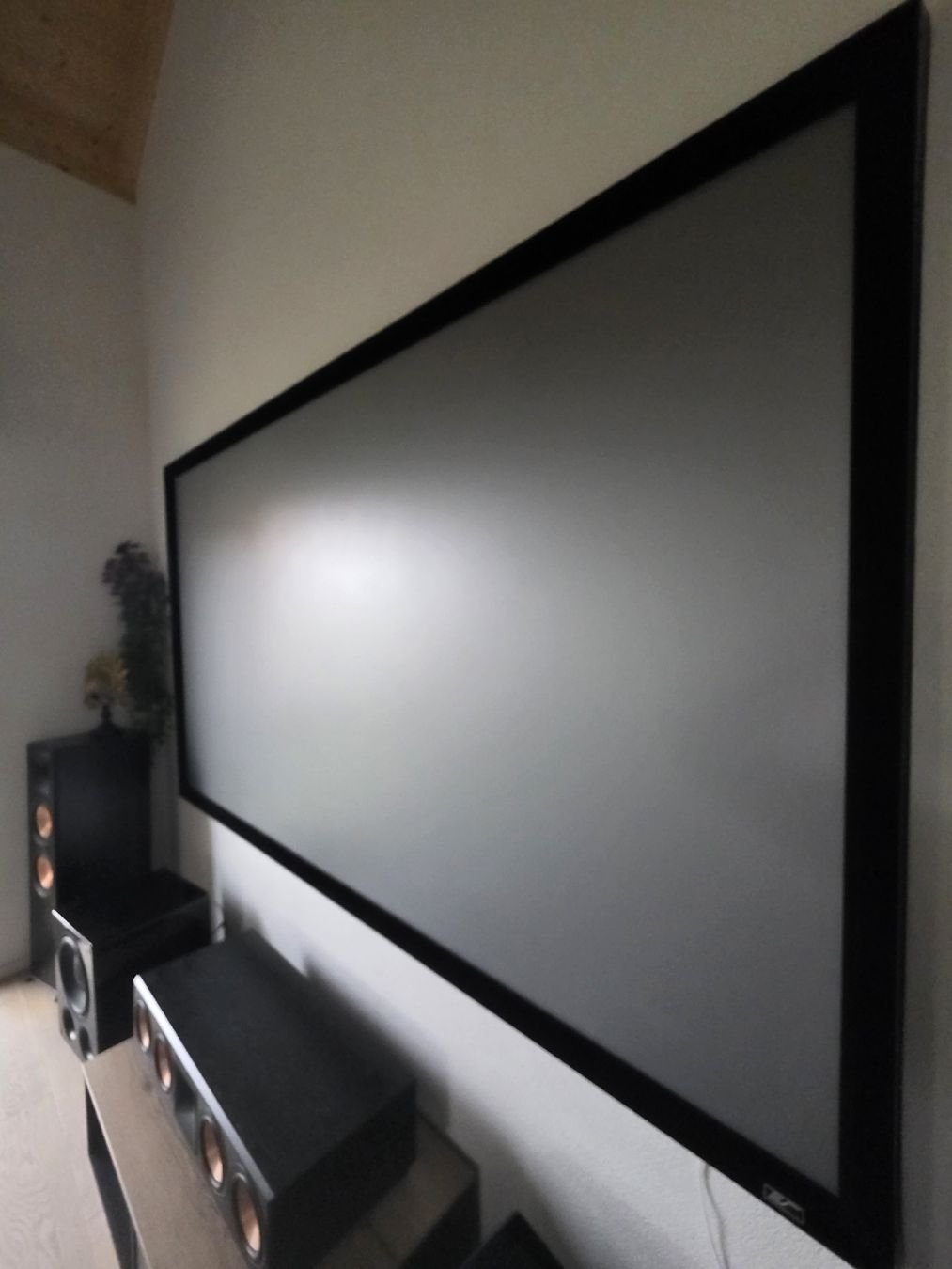 Heimkino: Elite Screen Cinegrey 5D 120" – Gebraucht aus Lovens von Letweex 2