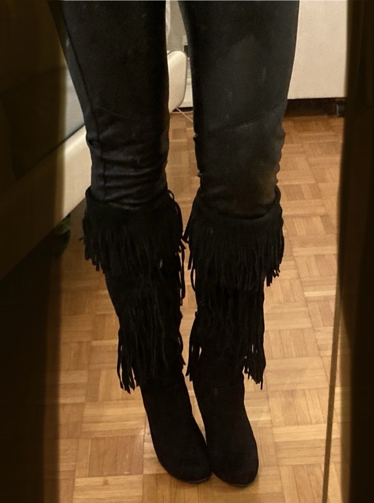 Scarpe da donna: Fransen Stiefel schwarz 38 – Usato da Volketswil venduto da cinicini 1
