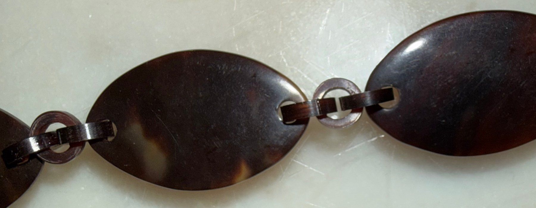Catenine: Collier imitation écaille de tortue! – Usato da Onex venduto da Tonihart 4