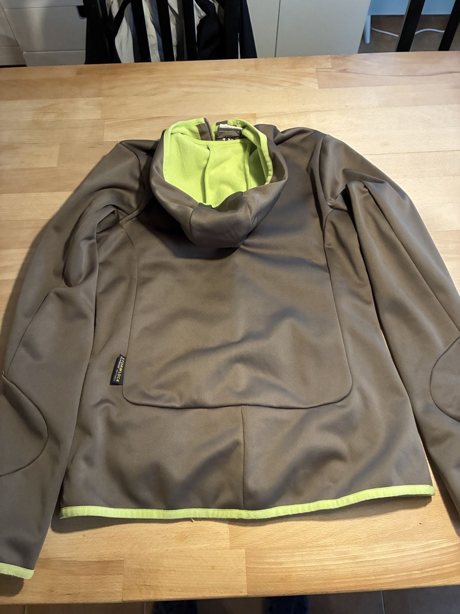 Jack Wolfskin Giacche: Jack Wolfskin Jacke Gr.S – Usato da Däniken SO venduto da Sonjab0 1