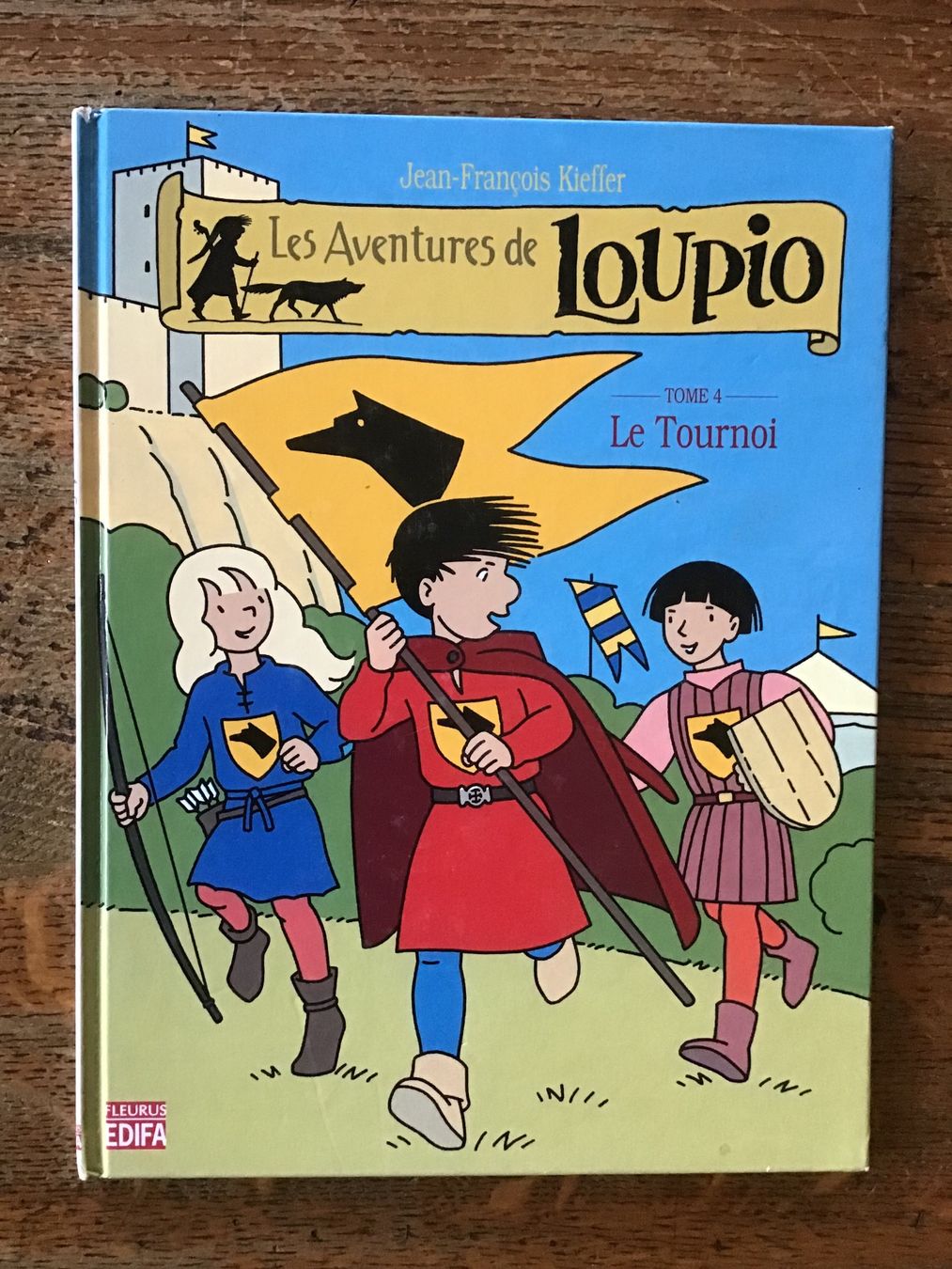 BD: Les aventures de Loupio T4 – D'occasion à Fully par Ruby97
