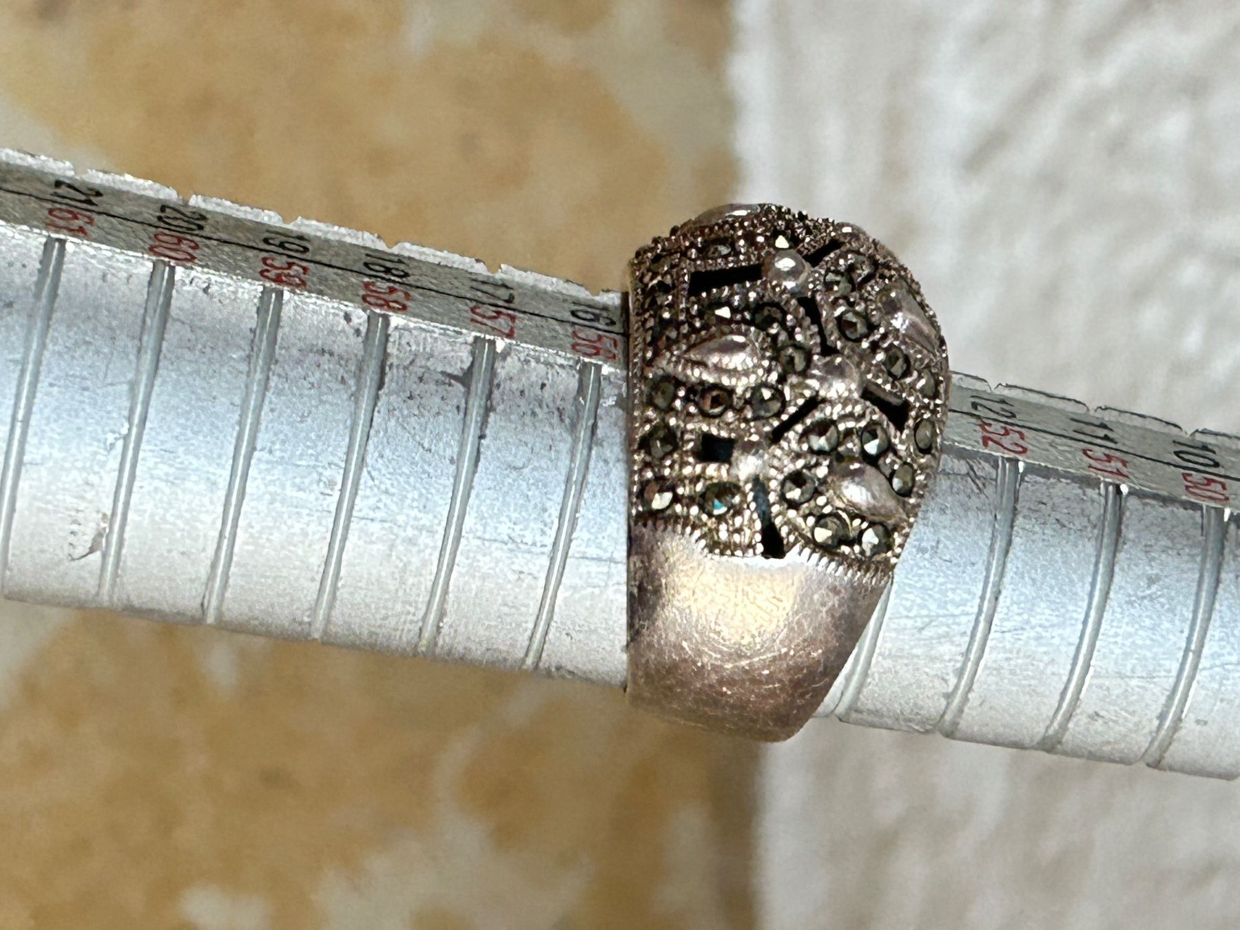 Anelli: Königlicher Silberring mit Pyrit, edel (54.5) – Usato da Laufen venduto da Bellebellezza 5