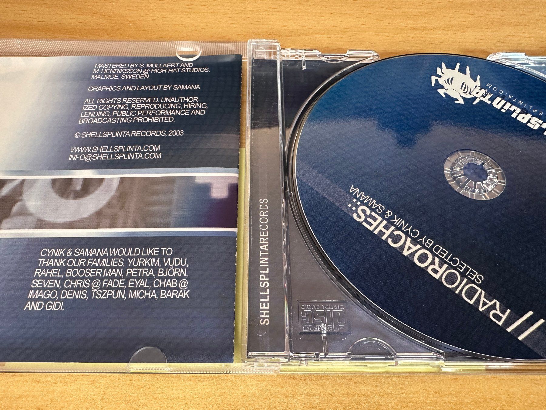 CDs: Various – Radio Roaches – Gebraucht aus Rikon im Tösstal von Alpenmutz 2