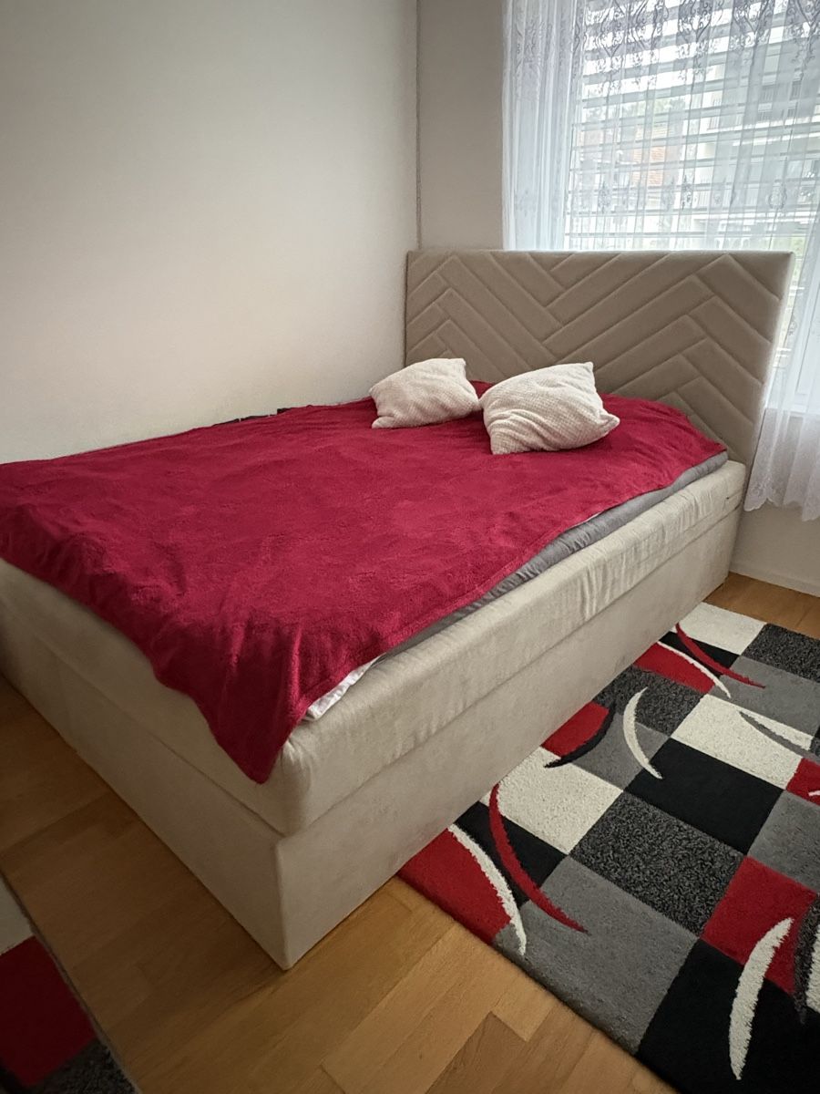 Lits: Boxspringbett 160 x 200 cm – D'occasion à Kradolf par berbese5 2