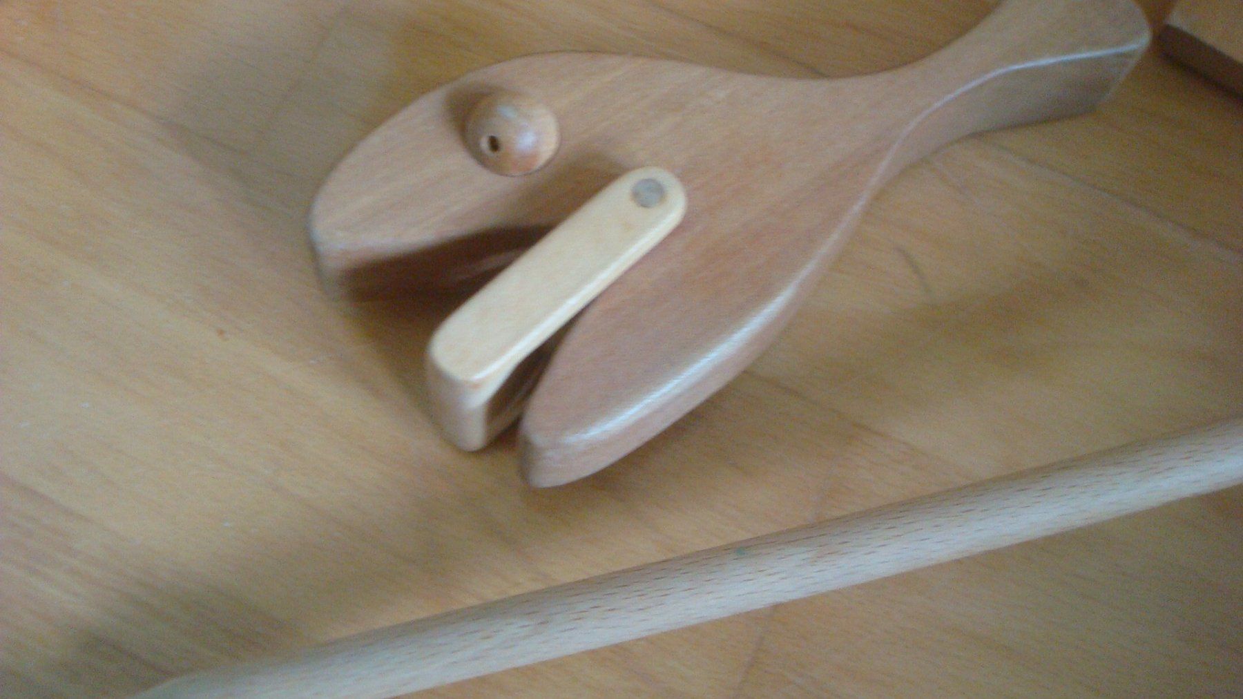 Giocattoli: 5 Holzspielsachen – Usato da Münchenstein venduto da Pesci6 1